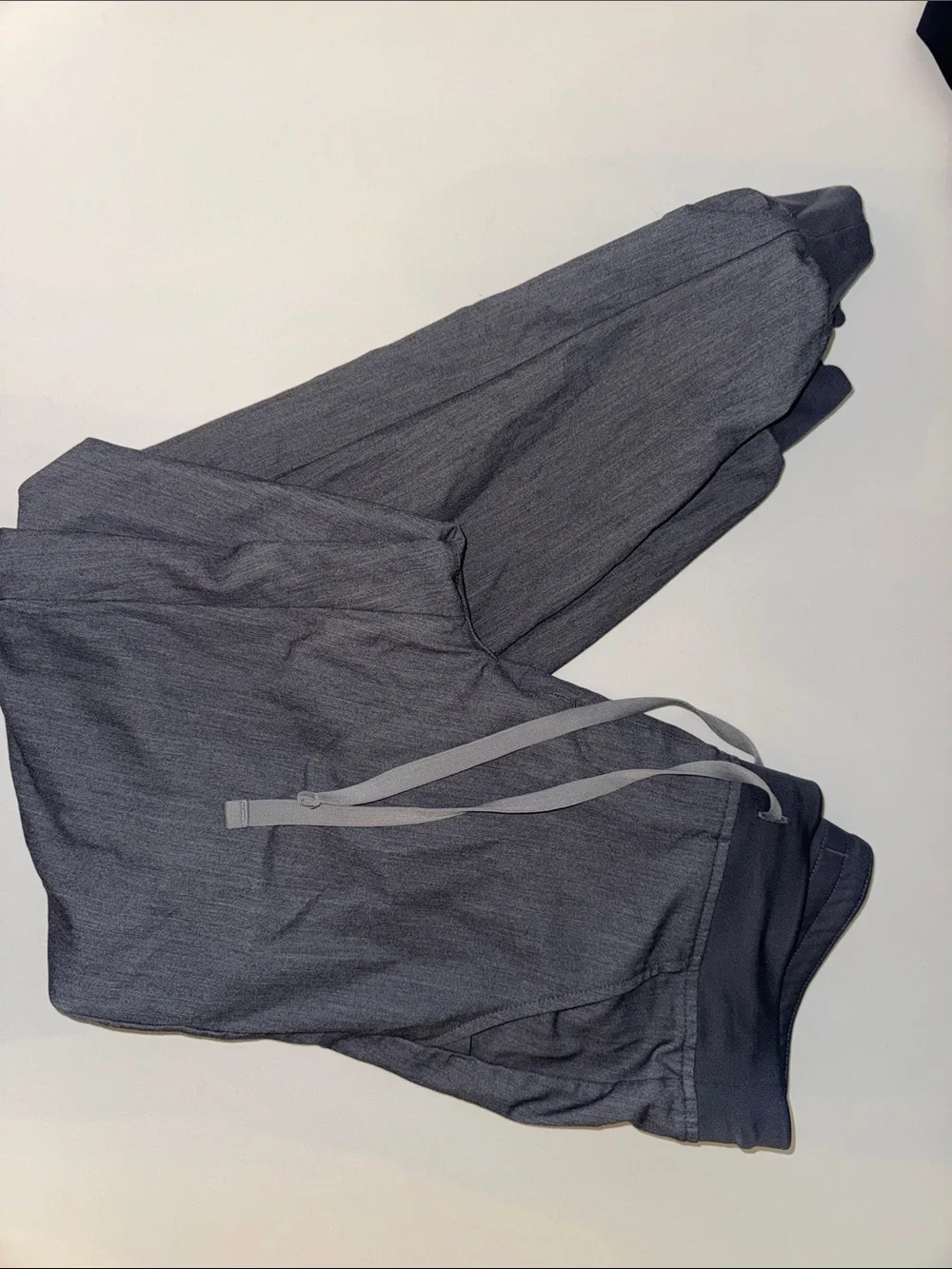 Figs Women’s Cropped Ankle Pants in Charcoal Gray NWOT size SMALL